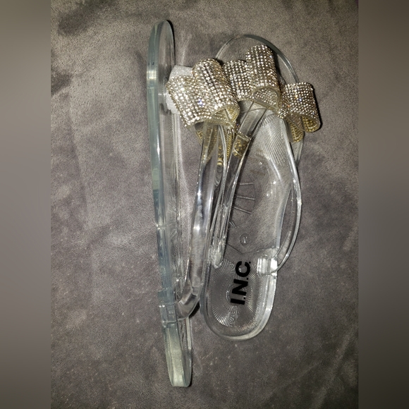 Madena Bow Jelly Sandals - Picture 5 of 5